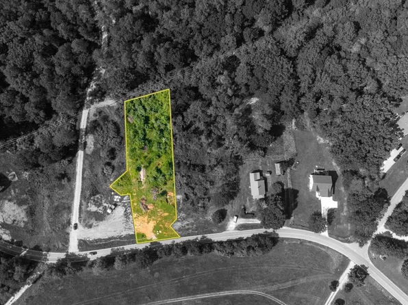 3 Cottontown Rd, Forest, VA 24551