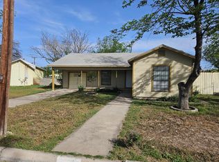 205 E 2nd St, Sonora, TX 76950