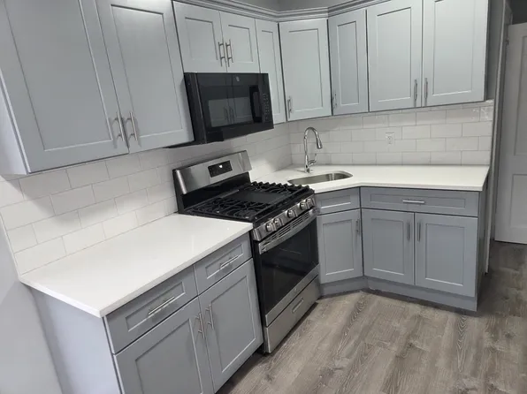 500 N 3rd St Floor 2, Harrison, NJ 07029