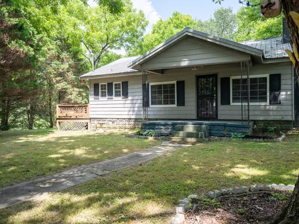 426 Evans Rd, Rossville, GA 30741