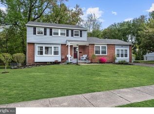 5 Mulberry Rd, Turnersville, NJ 08012
