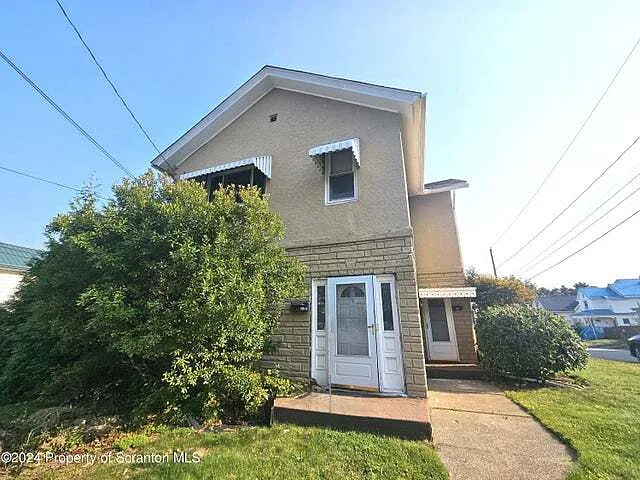 413 W Grove St Unit 2 photo 1
