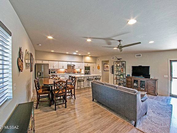 5th image of 3049 N Dasylirion Dr