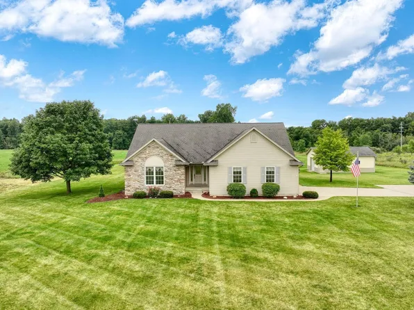 5750 Lyons Hwy, Adrian, MI 49221