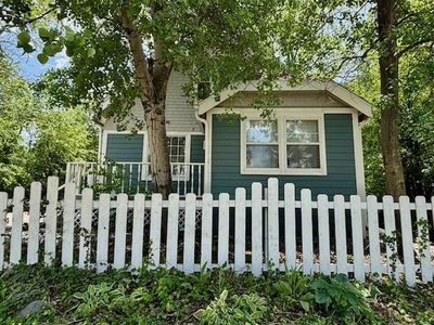 1127 West Brown Deer ROAD, River Hills, WI, 53217