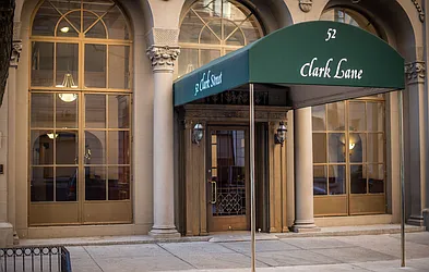 52 Clark Street in Brooklyn Heights