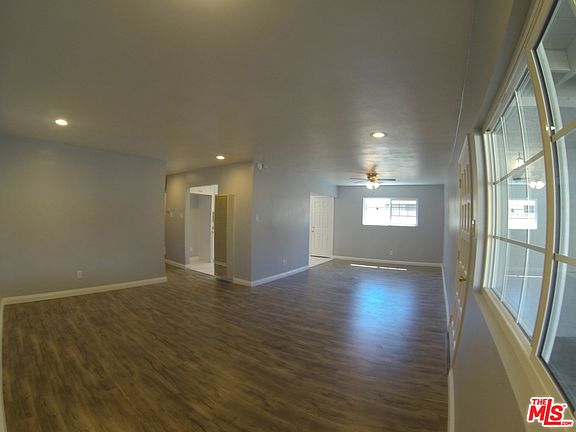 3rd image of 1024 Sanford Ave