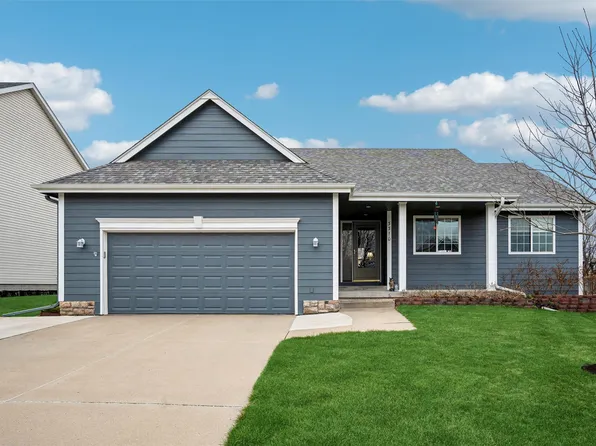 3310 SW Maize Dr, Ankeny, IA 50023