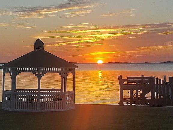 Sunrise, Gazebo & Dock