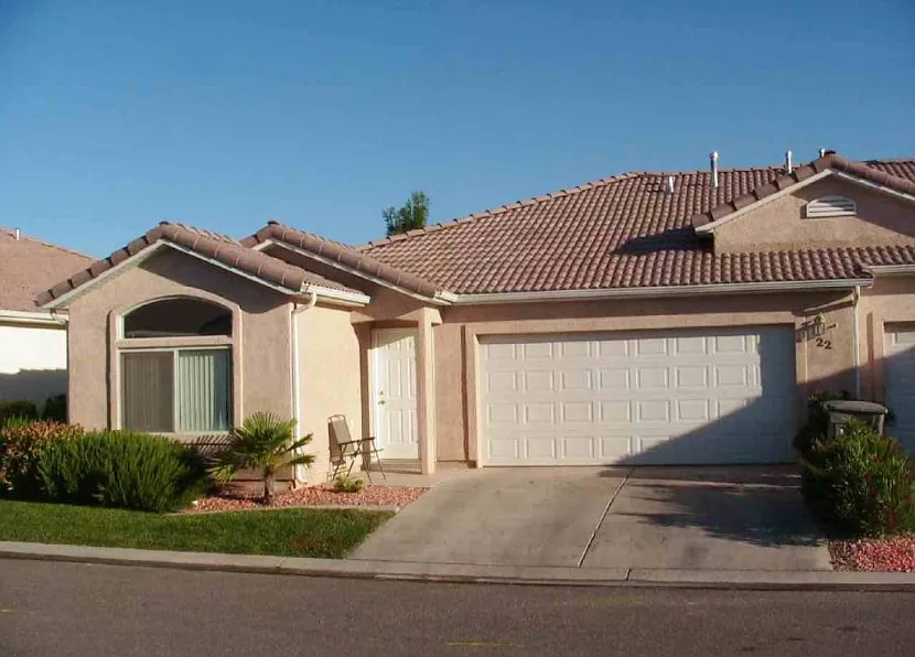 2056 E Middleton Dr #22