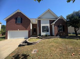 2759 Ridgepole Dr, Clarksville, TN 37040