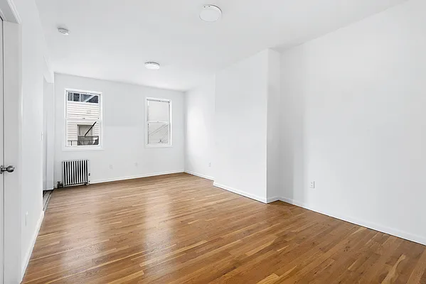 Rented by Compass | media 18