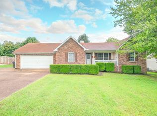 2024 Smith Cir, Greenbrier, TN 37073