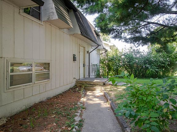 Kody Gideon 214 Berkeley St 4