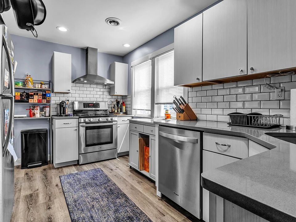 2 year old high end kitchen