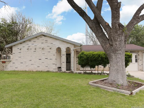 5234 GROVEHILL ST, San Antonio, TX 78228
