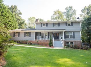 4423 Plantation Ln, Norcross, GA 30093