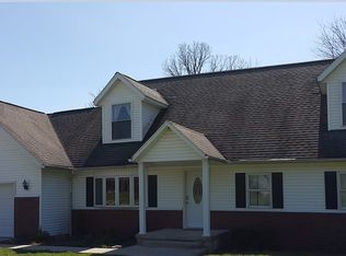 190 Elm Grove Rd, Bluffton, IN 46714