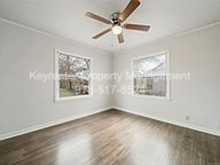 537 S Marion Ave — Photo 24