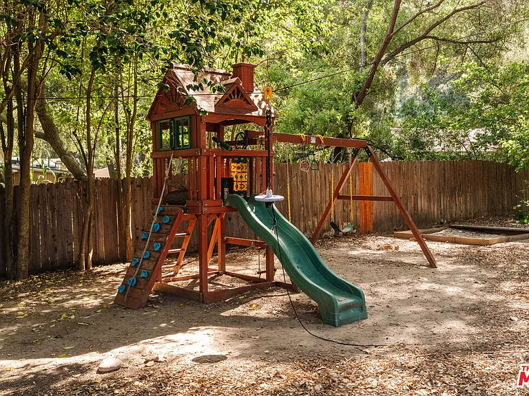 1514 Willow Dr — Photo 30