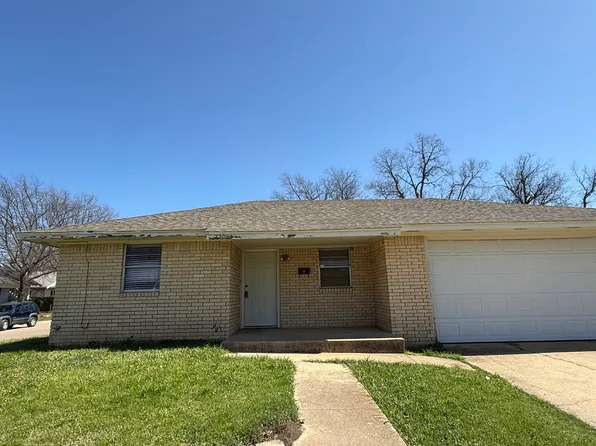 220 C St NW, Ardmore, OK 73401