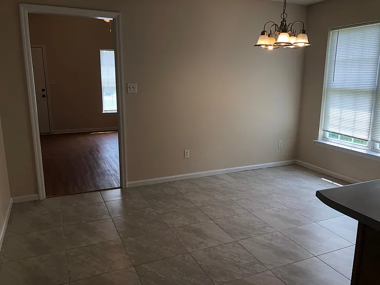 1635 Fresno St #1632 — Photo 6