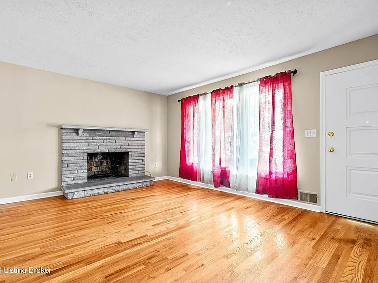 7506 Pimlico Dr — Photo 7