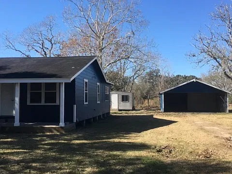 644 County Road 691 - 1 — Photo 2
