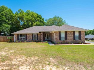 5961 Ridgeview Dr, Milton, FL 32570