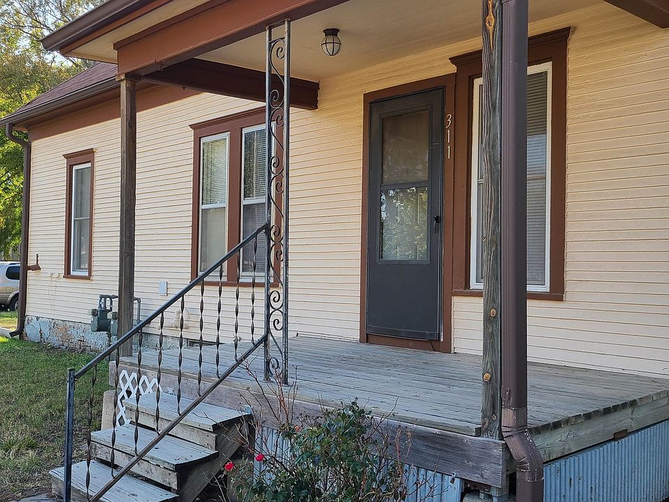 1st image of 311 N Phillips Ave #902