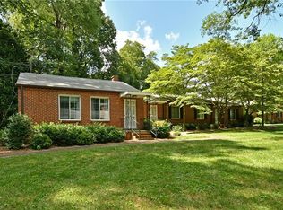 2634 E Greenbrier Rd, Winston Salem, NC 27104