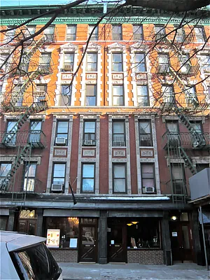 Rented by Veracity NYC LLC | media 34