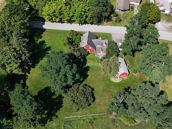 3rd image of 1402 Alburg Springs Road