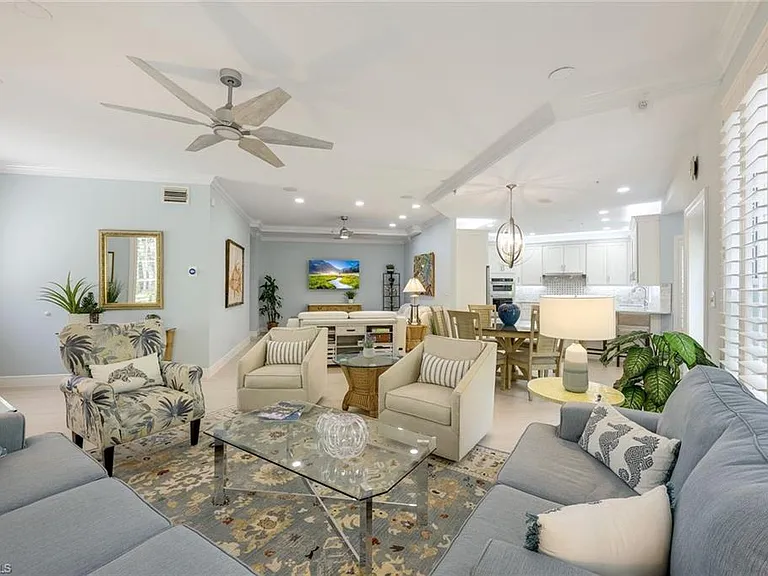 269 Colonade Cir #2802 — Photo 11