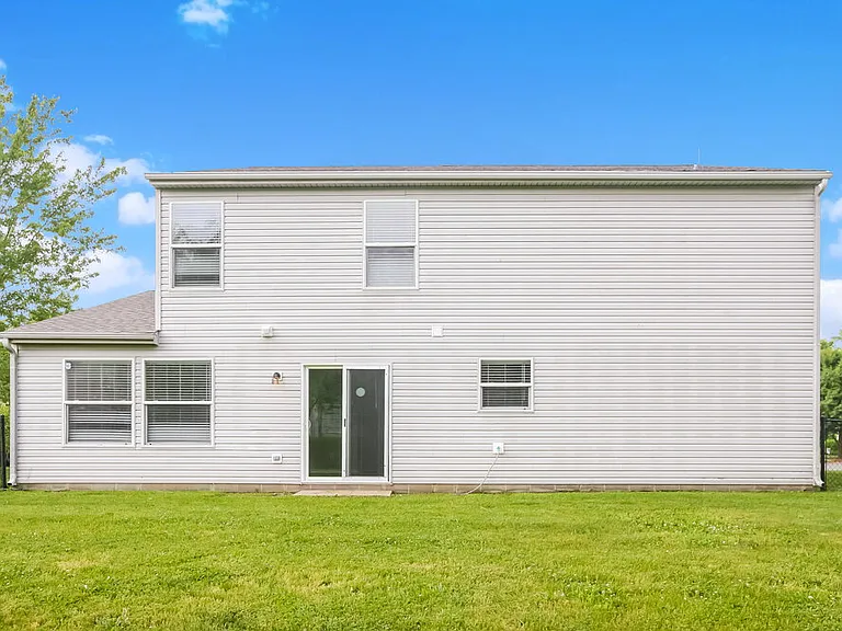 4310 Blue Spruce Ct — Photo 16
