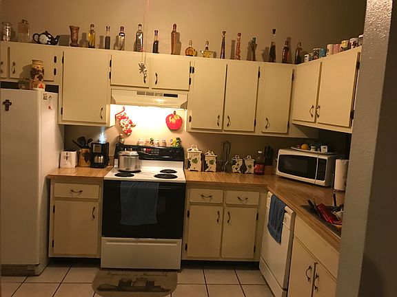 2nd image of 5889 Talavera St