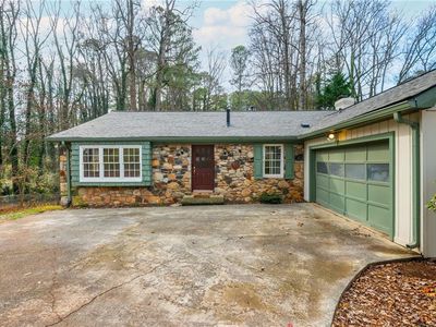 35 Simpson Dr NE, Kennesaw, GA, 30144