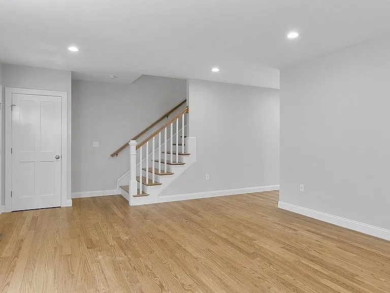 149 Lowell Rd #U-1 — Photo 6