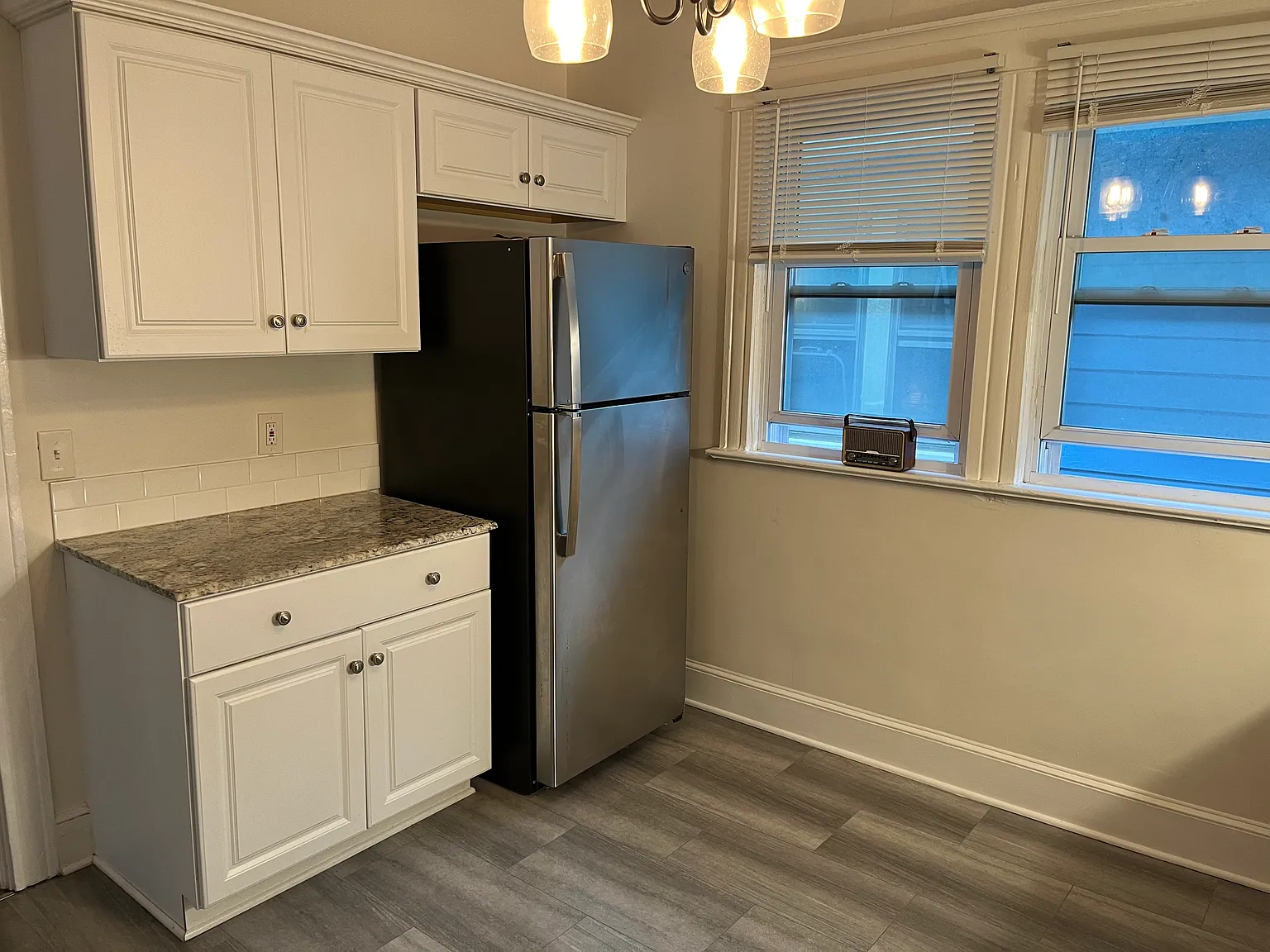 3 bed, 1300 sqft, $1,600 — Photo 3