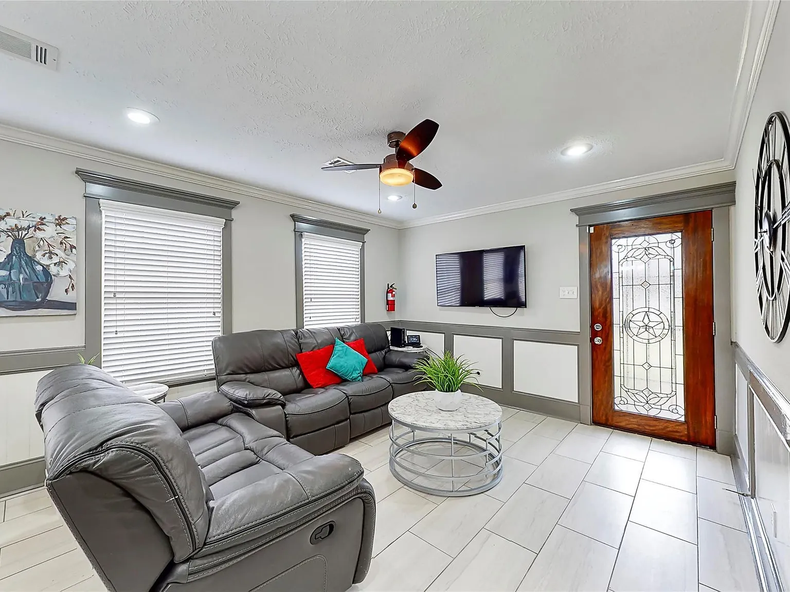 2 bed, 1.0 bath, 792 sqft, $1,800 — Photo 4