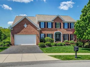 1003 Autumn Woods Dr, Coraopolis, PA 15108