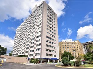 12520 Edgewater Dr APT 1608, Lakewood, OH 44107