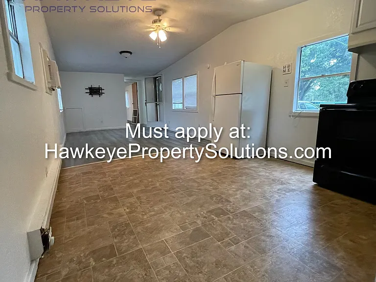 408A Senate St — Photo 5