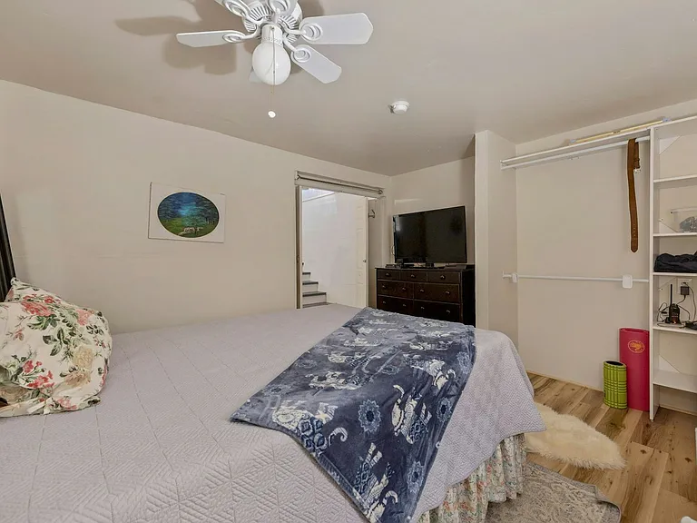 5066 Iris St — Photo 19