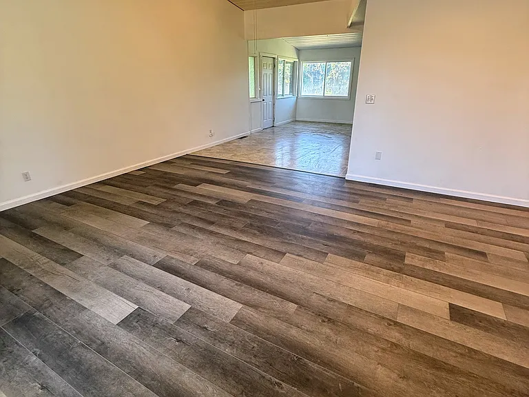 51 Basalt Way — Photo 2