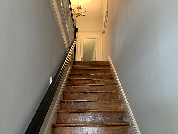 2nd image of 2322 Floyd Ave #B