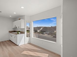 8041 Redford Ln #1, La Palma, CA 90623