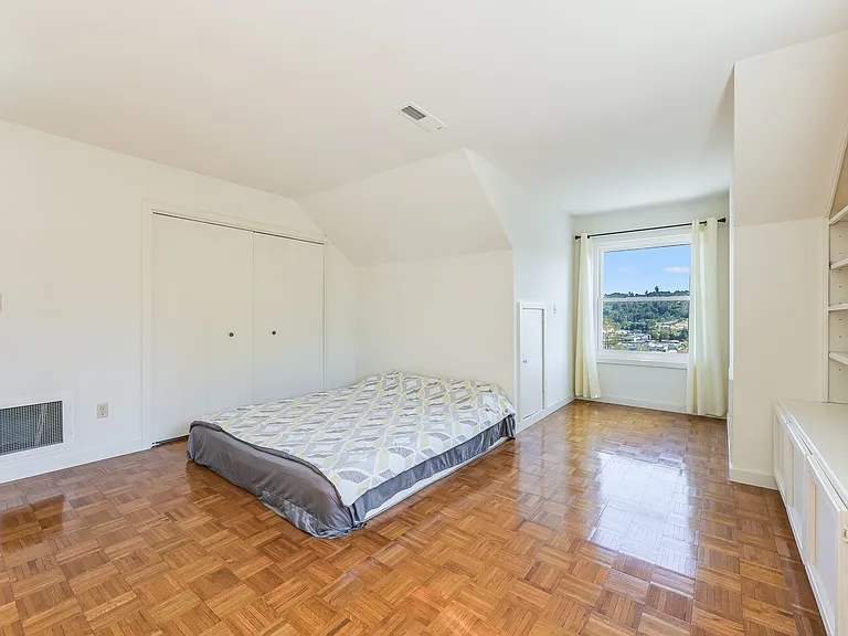 324 Laurel Pl — Photo 45