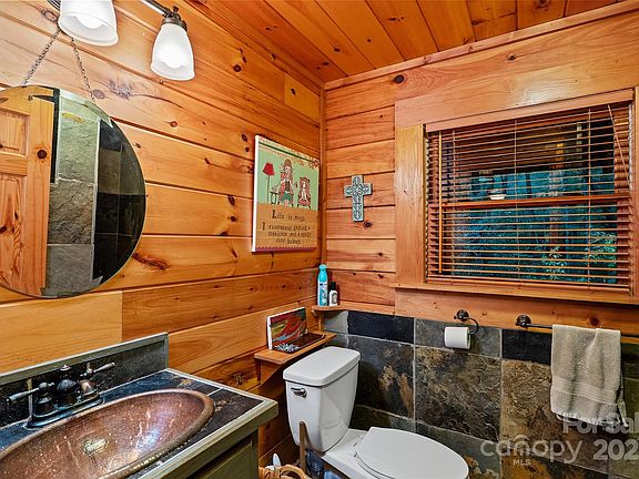 12th image of this home