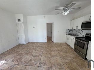 1413 NW 41st St, Miami, FL 33142